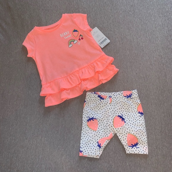❌SOLD❌ Carters outfit 💕 3 months - Picture 2 of 6